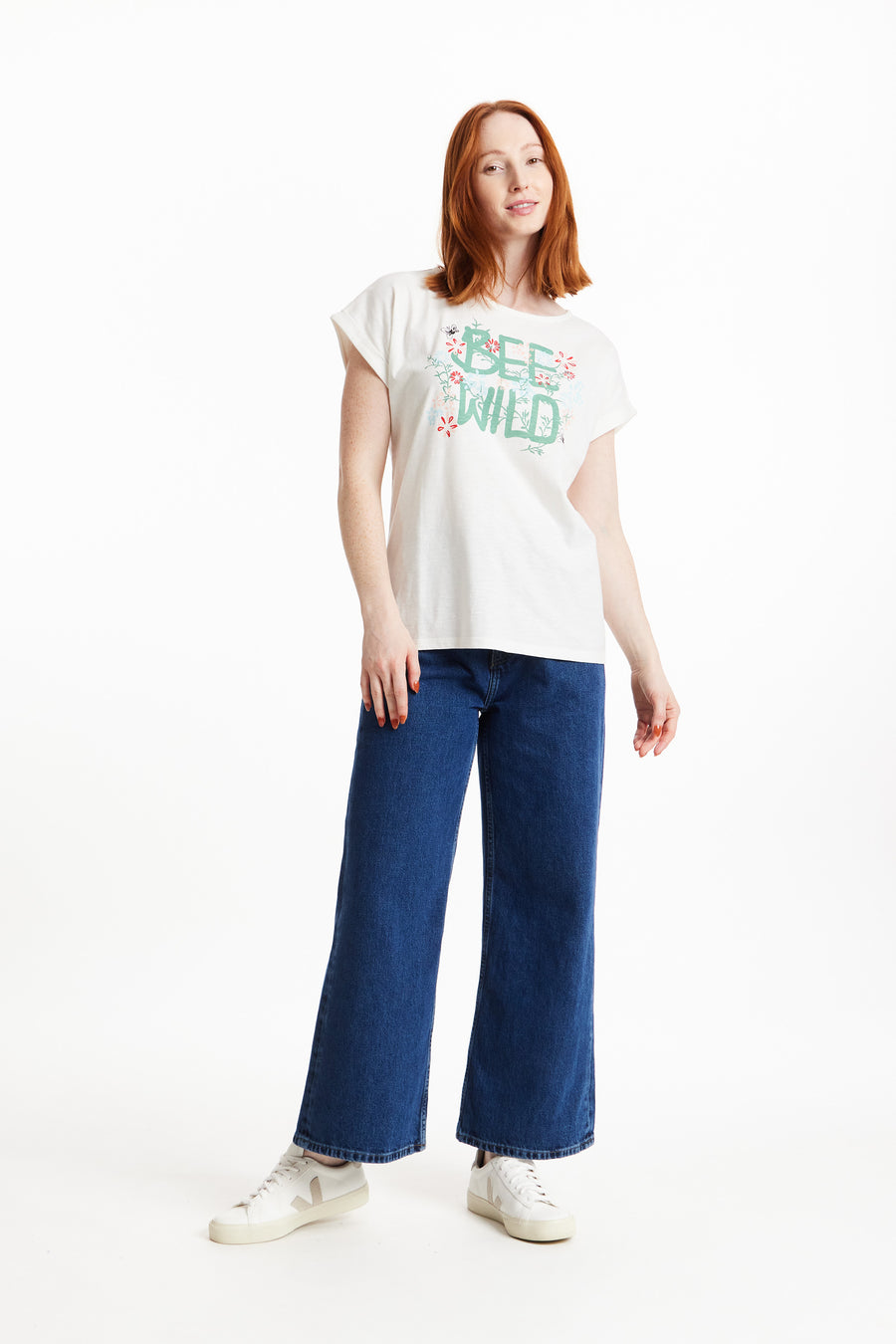 Bee Wild Print Tee in Eco white